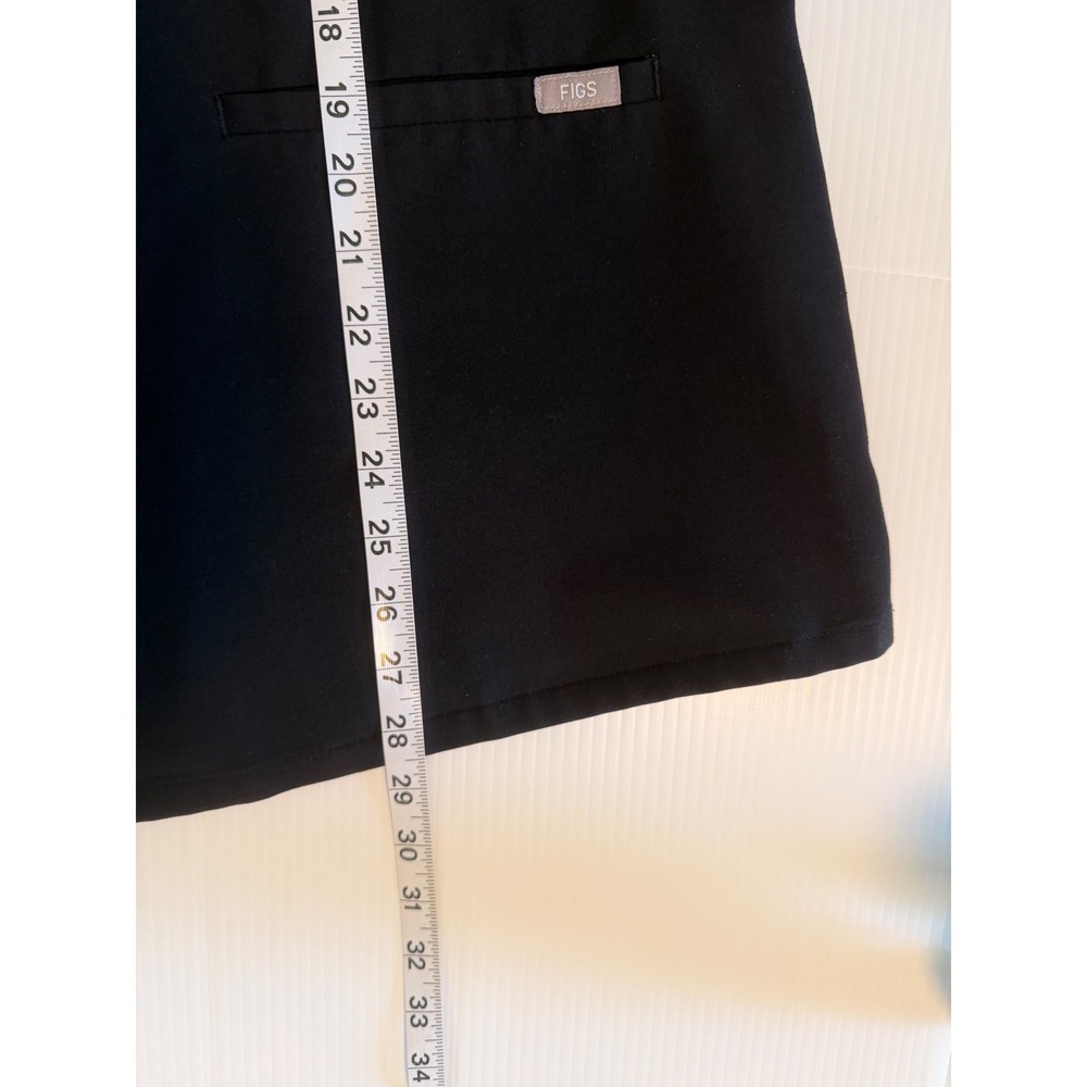 FIGS Technical Collection Black V-Neck Scrub Top XXL FW1100 Short Sleeve - Picture 6 of 7